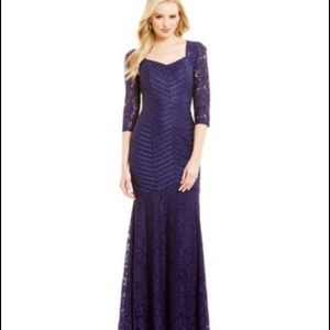 Js collections lace Gown